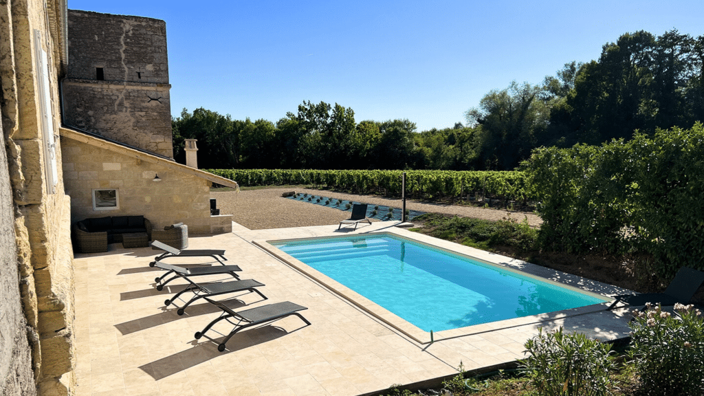 Chateau In Bordeaux Hd Images (2)