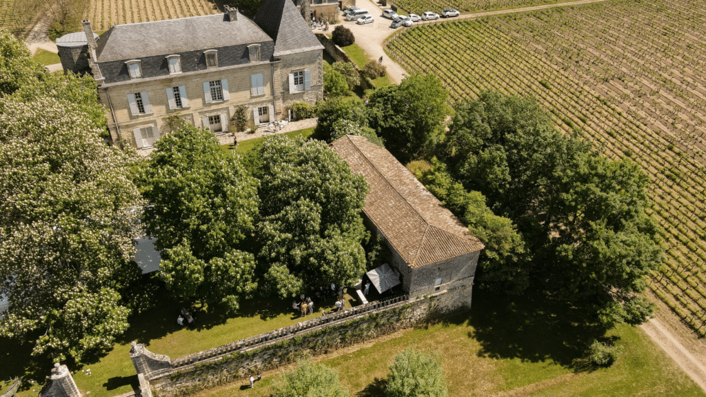 Chateau In Bordeaux Hd Images (5)