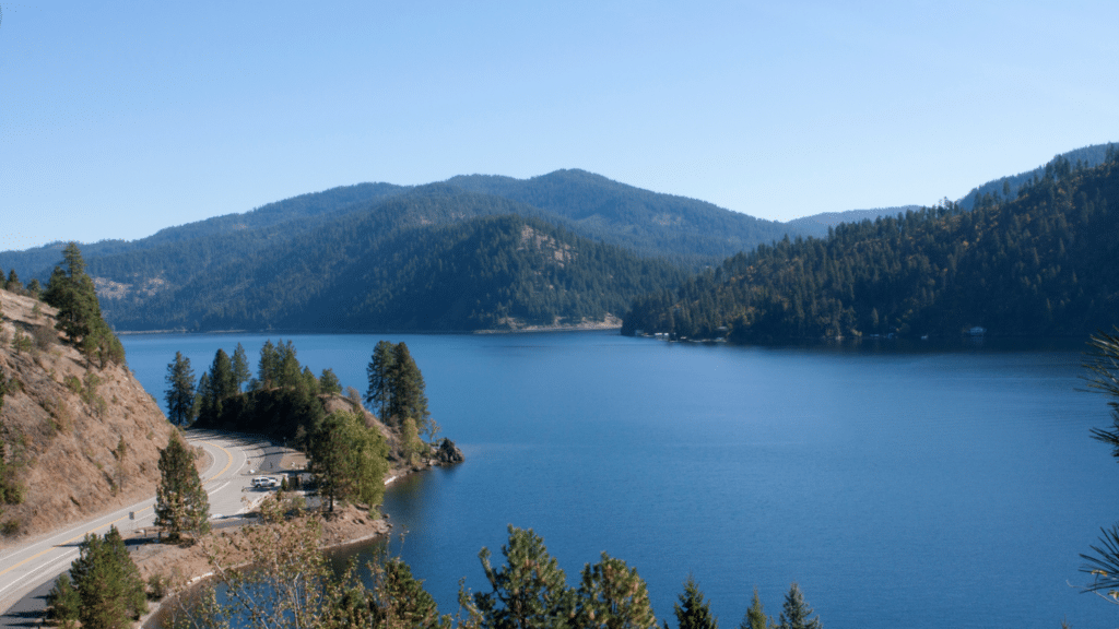 Cozy Coeur D Alene 13