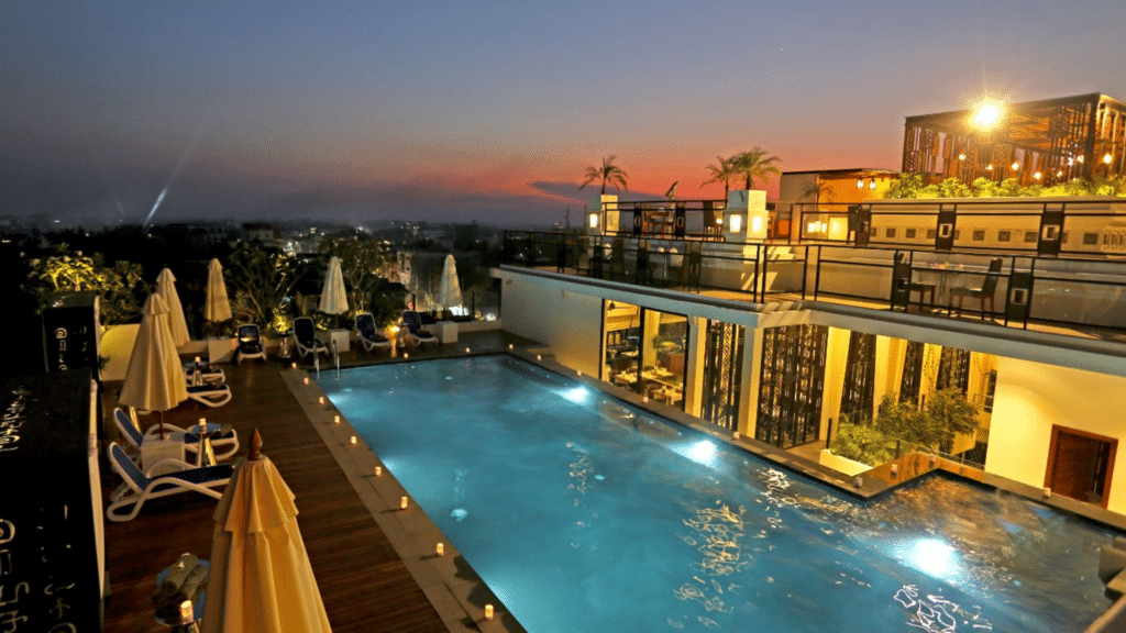 Rooftop swimming pool at Hari Residence & Spa in Siem Reap